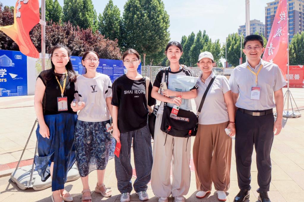 20F82